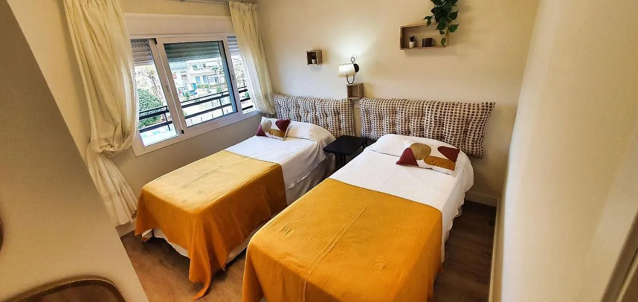 Stunning Apartment On The Beachfront With Sea Views In Marbella Center.